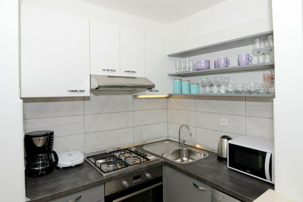 Neluna Appartement Zadar Buitenkant foto