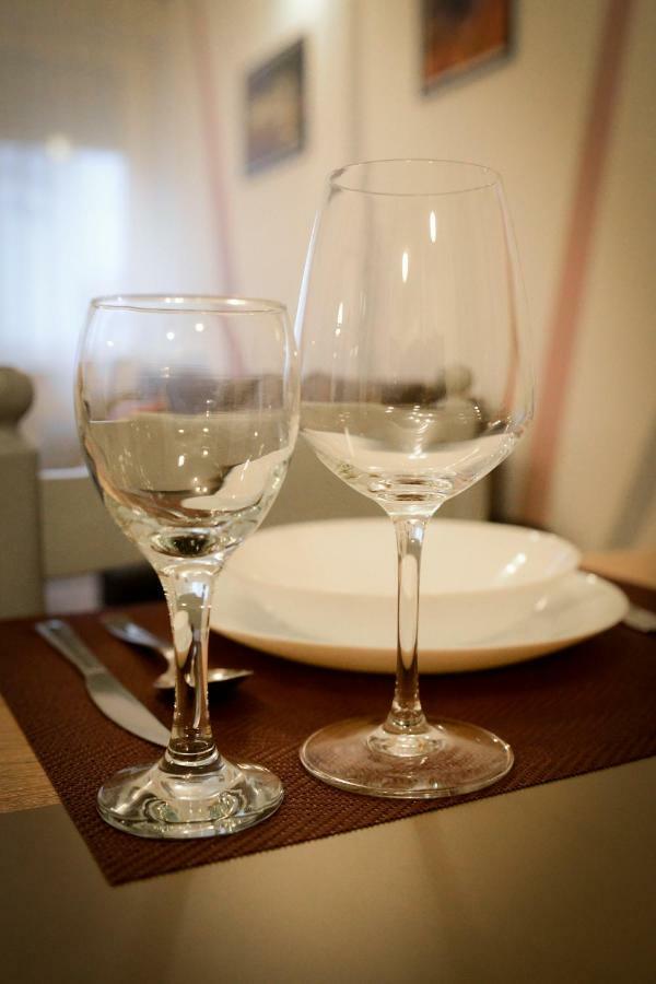 Neluna Appartement Zadar Buitenkant foto