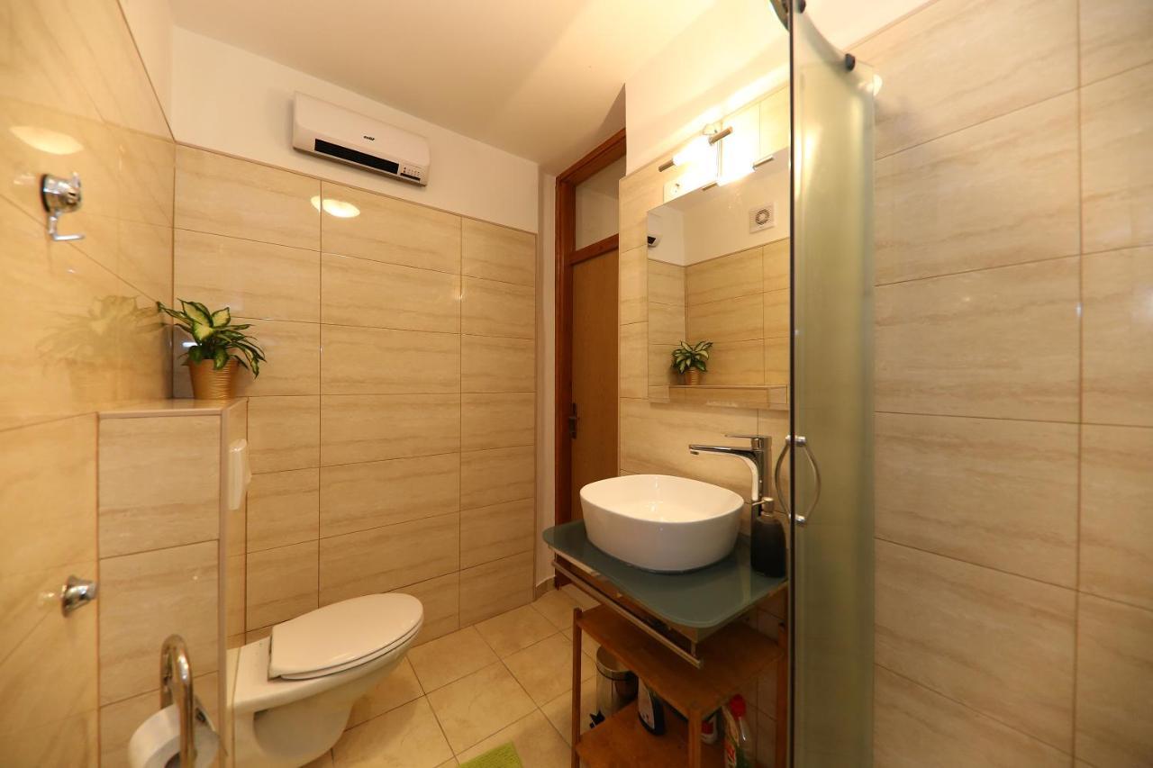Neluna Appartement Zadar Buitenkant foto