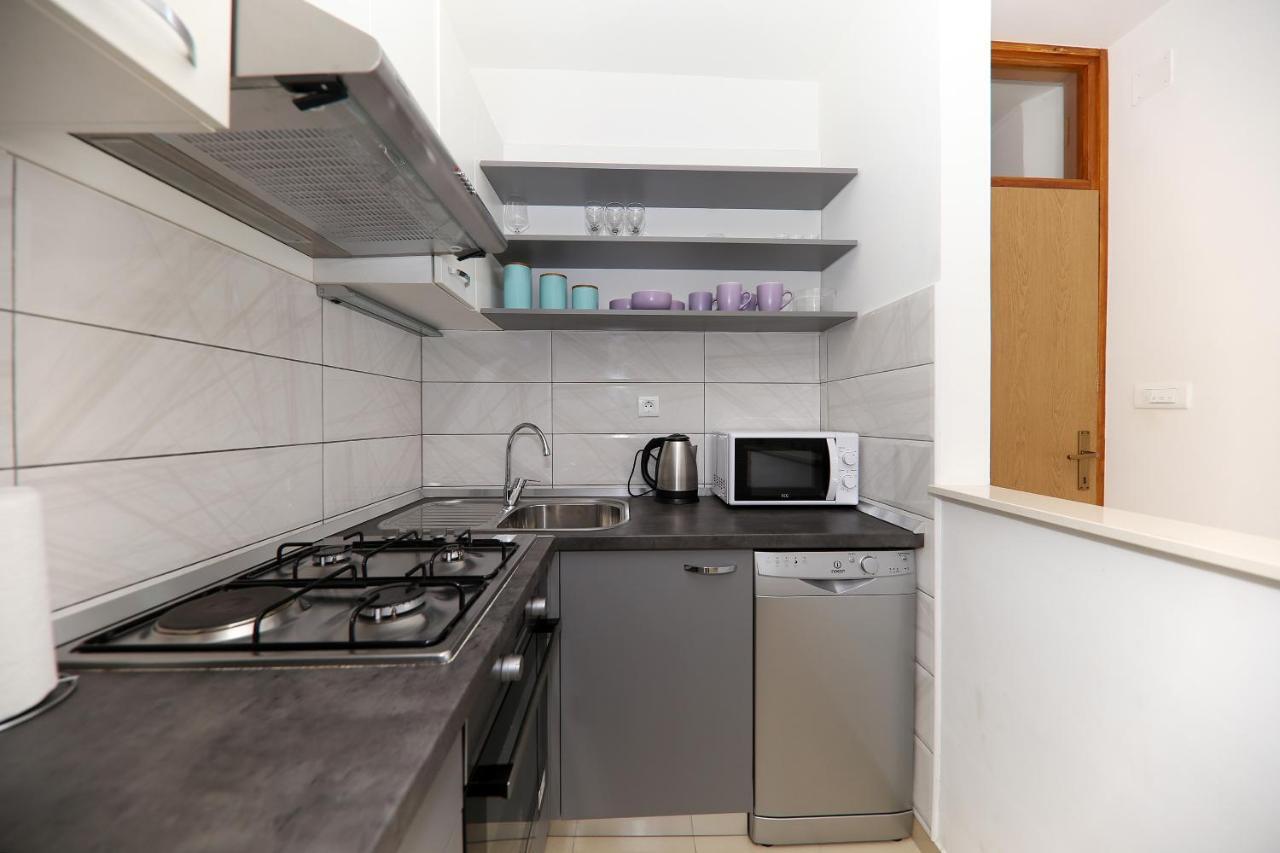 Neluna Appartement Zadar Buitenkant foto