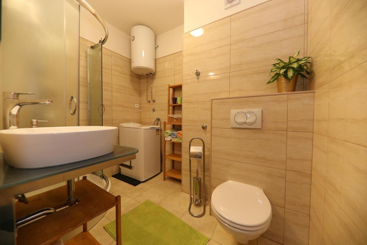 Neluna Appartement Zadar Buitenkant foto